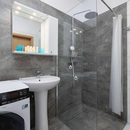 Апартаменты Kasprowicza Comfy For 4 Guests With Terrace By Renters *