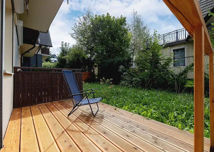 Kasprowicza Comfy For 4 Guests With Terrace By Renters 아파트